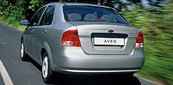 Aveo Sedan 1.5i 8V Chevrolet ����